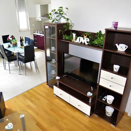 Apartment West Makarska Bagian luar foto