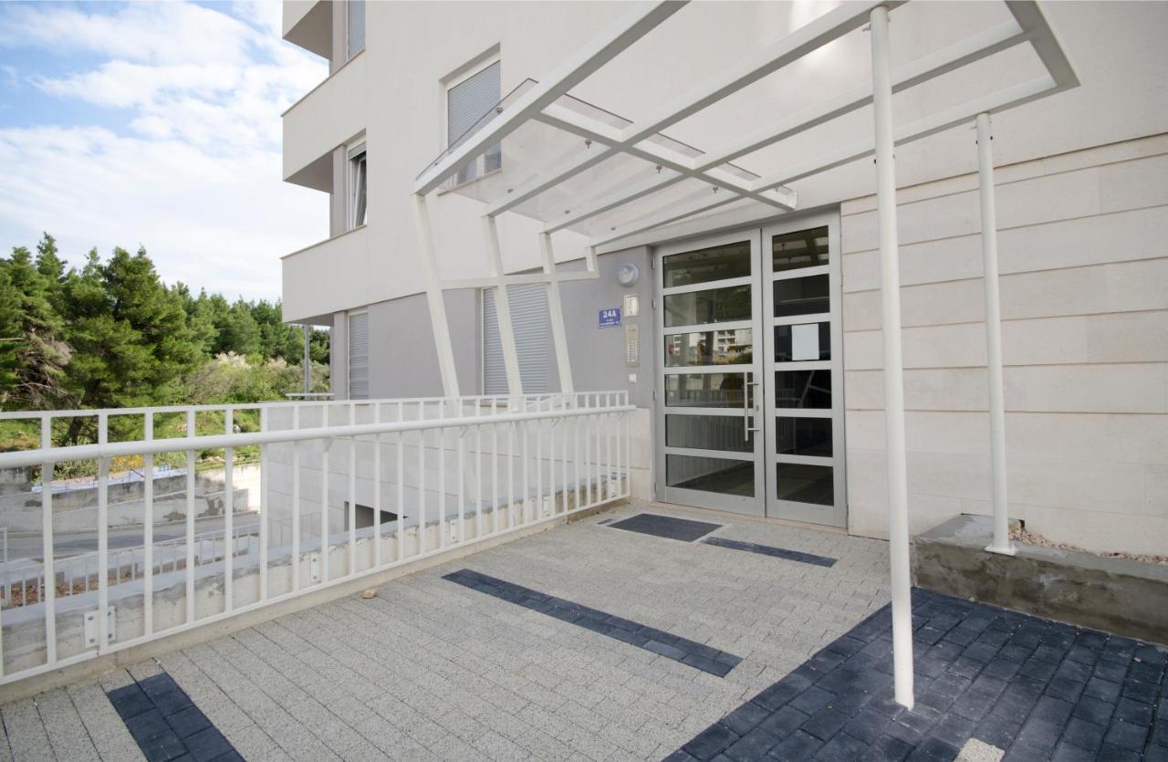 Apartment West Makarska Bagian luar foto