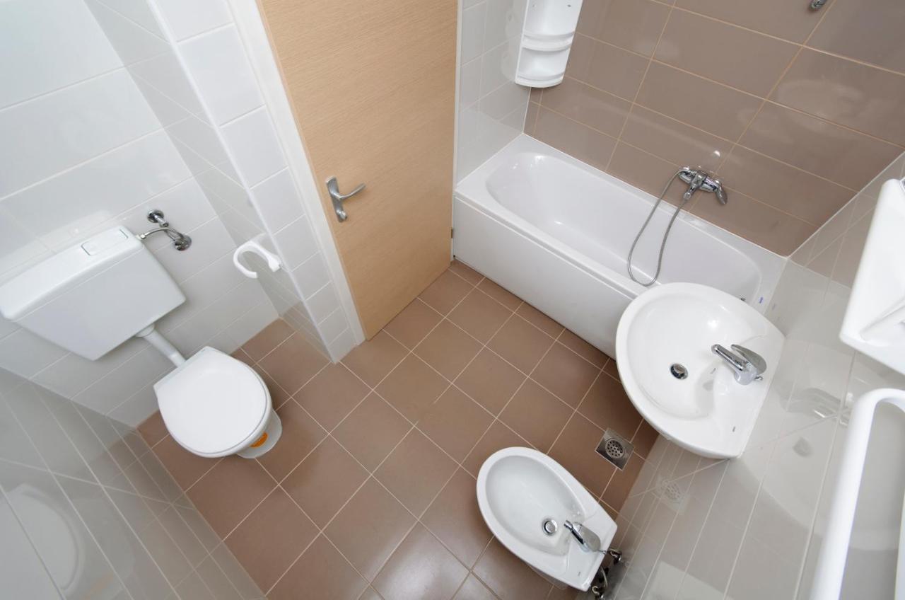 Apartment West Makarska Bagian luar foto