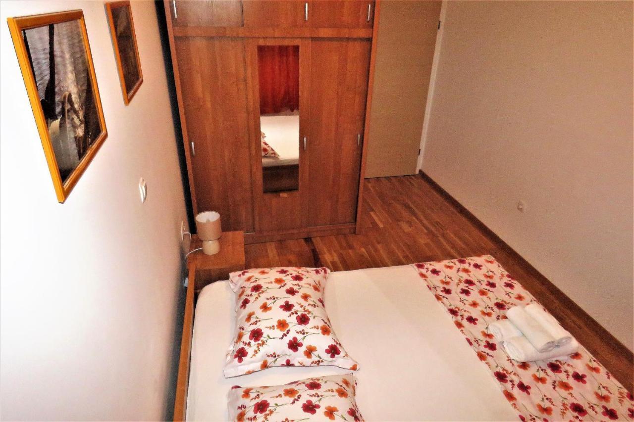Apartment West Makarska Bagian luar foto